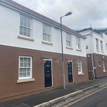 The Brunel Mews Bristol Exterior photo