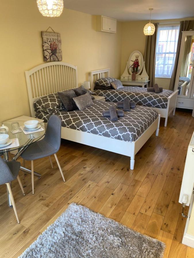 The Brunel Mews Bristol Exterior photo
