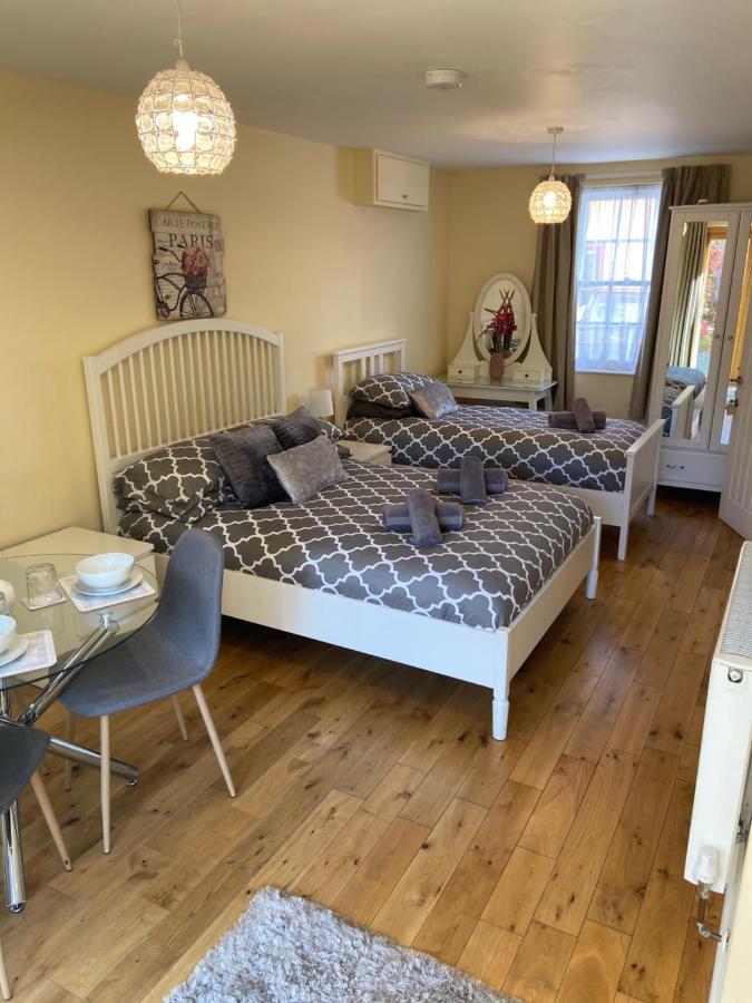The Brunel Mews Bristol Exterior photo